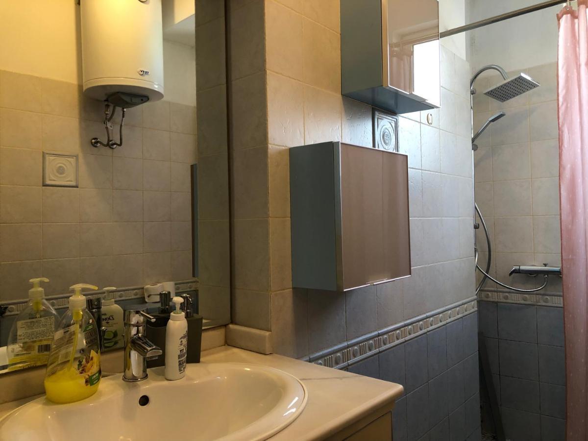 Fully Equipped Flat With Stunning Sea Views Apartamento Durrës Exterior foto